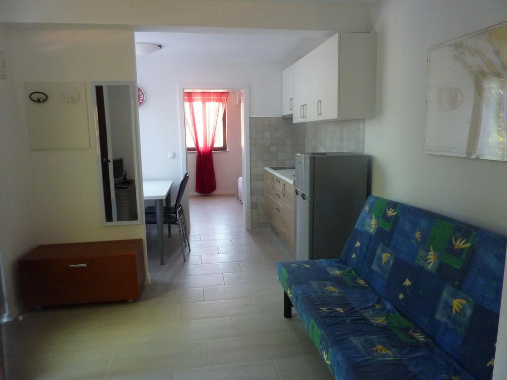 Apartment Greeny Galižana 部屋 写真