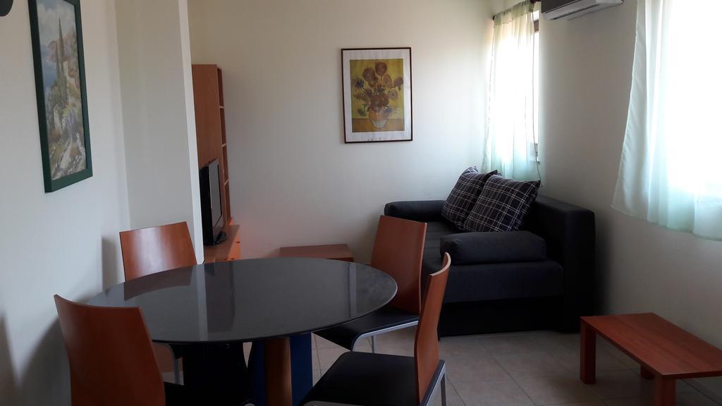Apartment Greeny Galižana エクステリア 写真