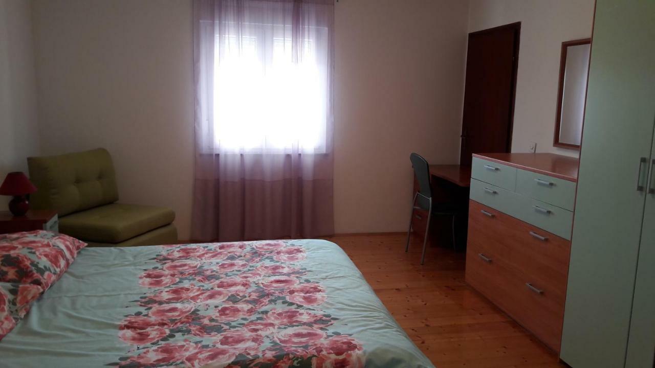 Apartment Greeny Galižana エクステリア 写真